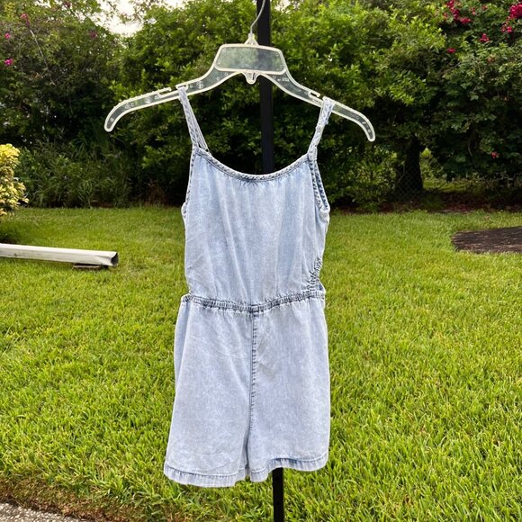 GAP Kids Chambray Cut Out Sleeveless Romper Size M (8) - Picture 1 of 9